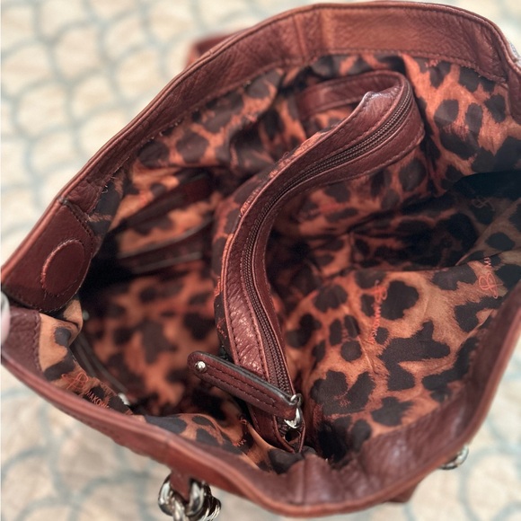 B.Makowsky rich brown leather shoulder bag. This leather is so soft and dreamy. - Picture 6 of 6